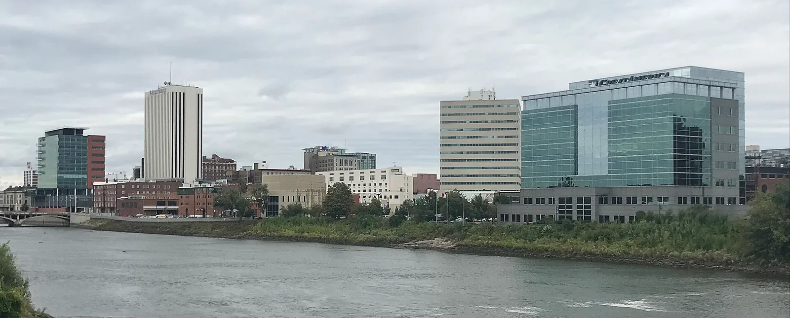 Vista de Cedar Rapids, Iowa: Cedar Rapids Skyline (2022)