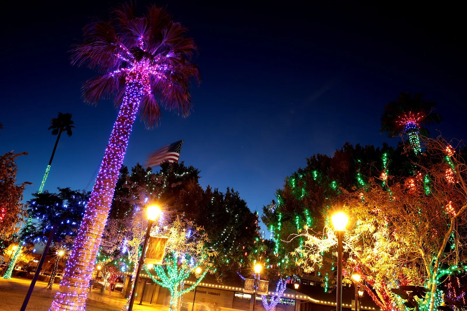 Vista de Glendale, Arizona: Glendale Glitters by Gage Skidmore