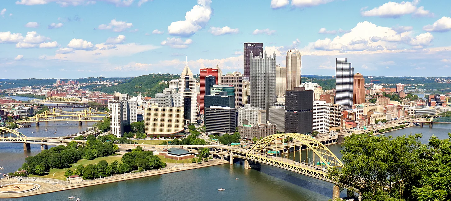 Vista de Pittsburgh, Pennsylvania: Duquesne Incline (50076338942) (cropped)
