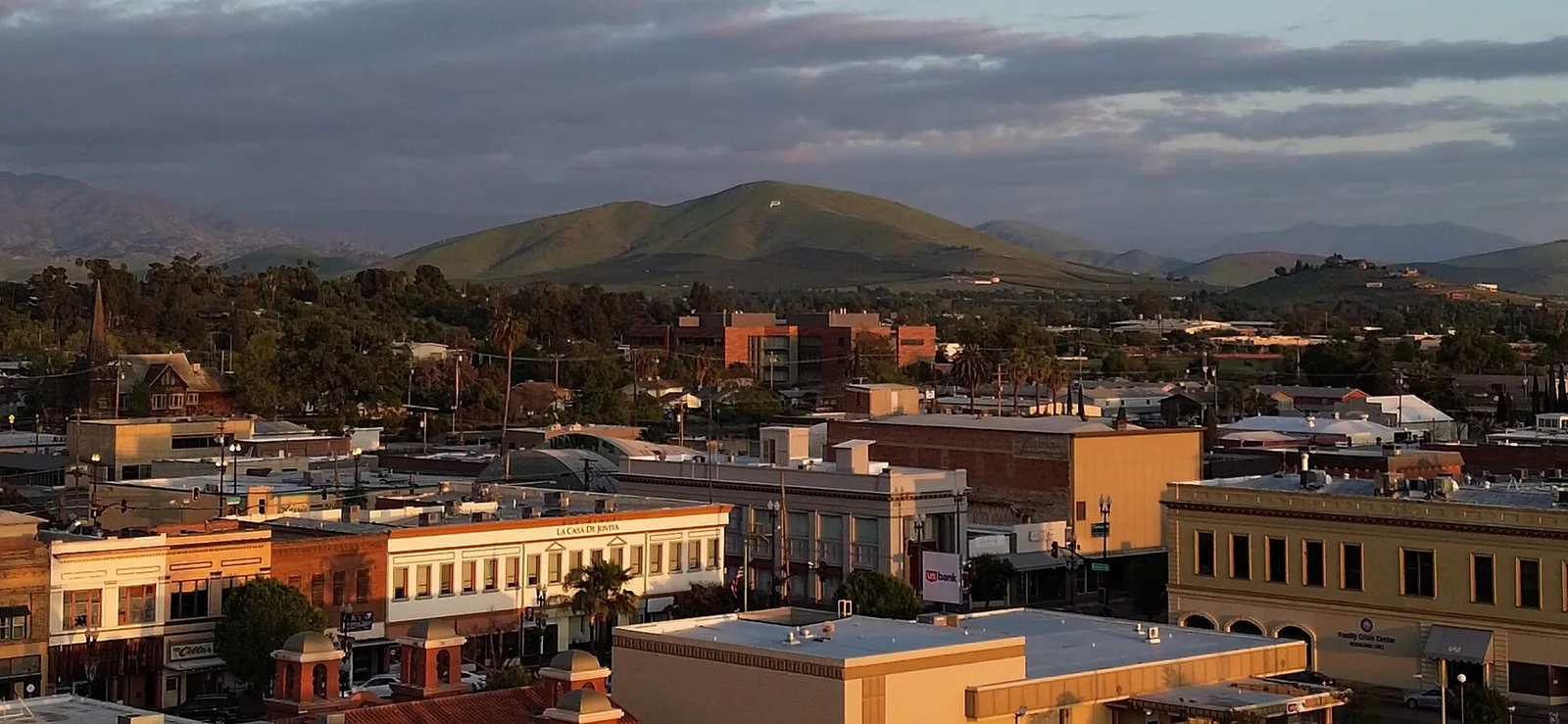 Porterville, California: City of Porterville Skyline