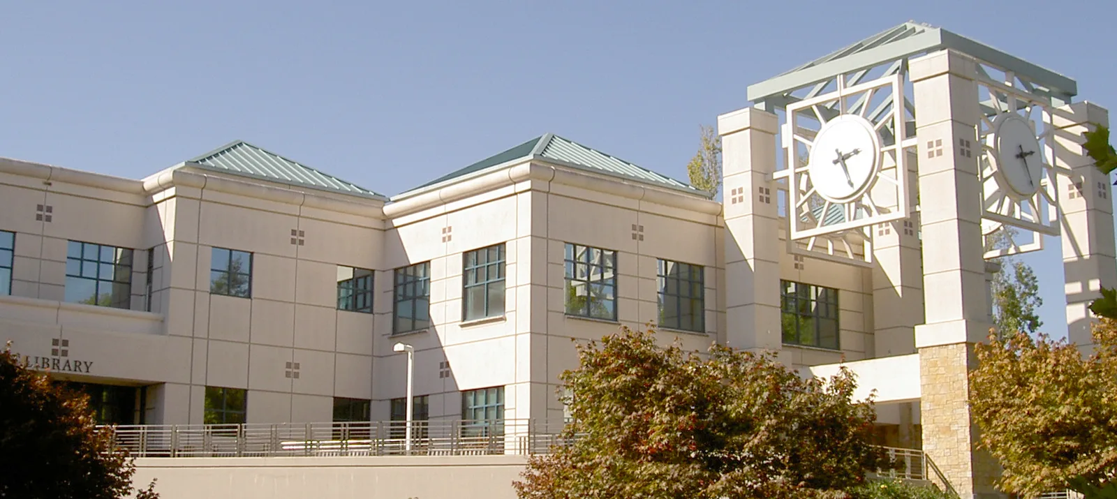 Rohnert Park, California: SSU Schultz Library 4630