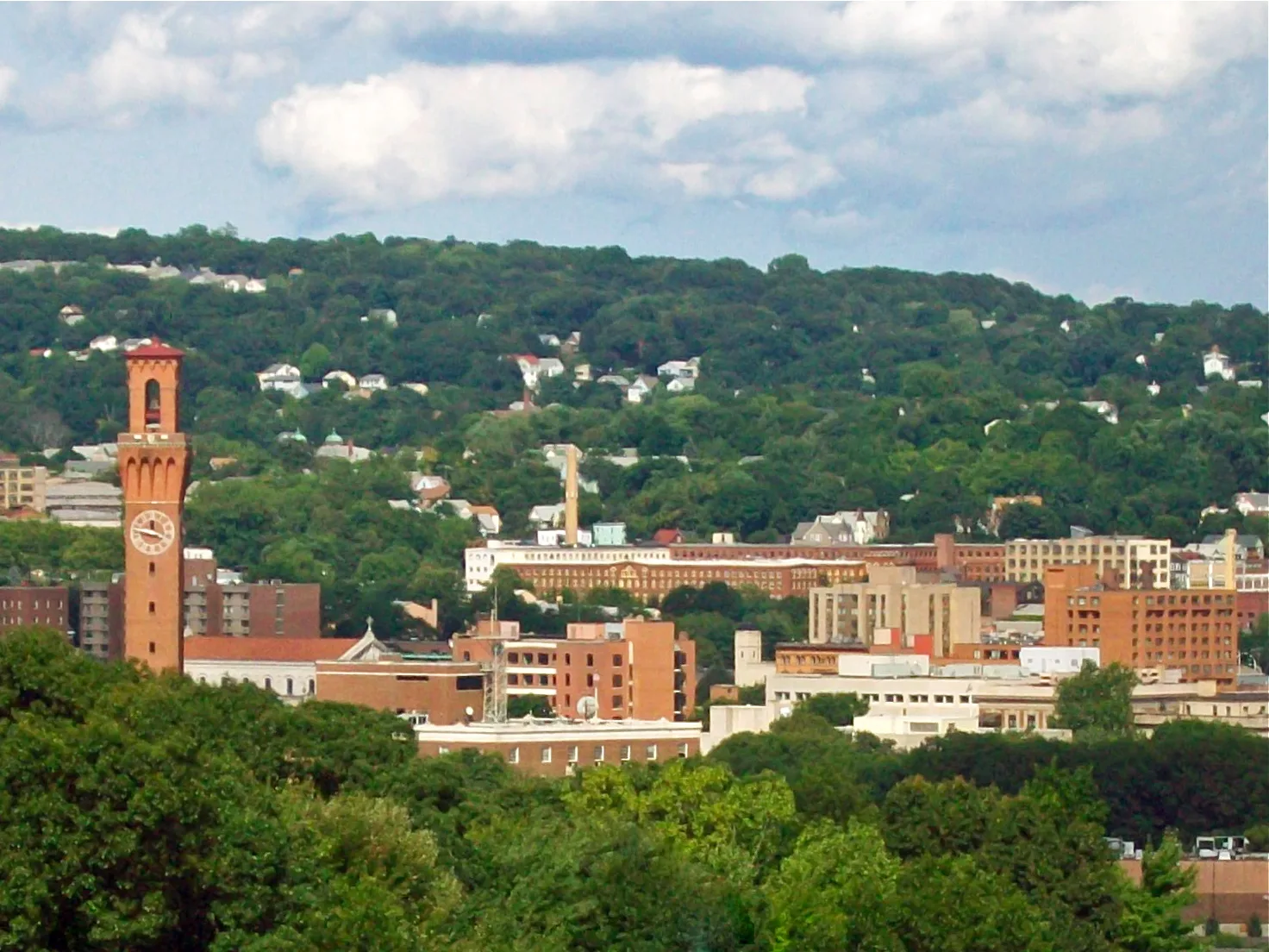 Waterbury, Connecticut: Western approach to Waterbury CT