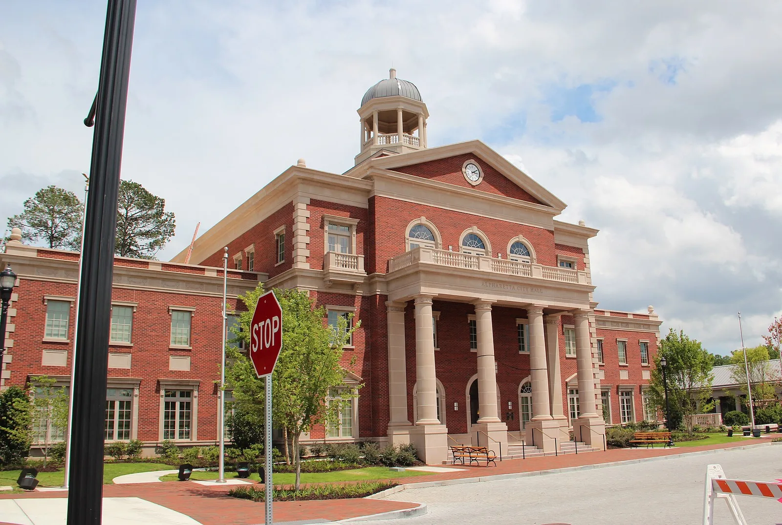 Vista de Alpharetta, Georgia: Alpharetta, Georgia City Hall