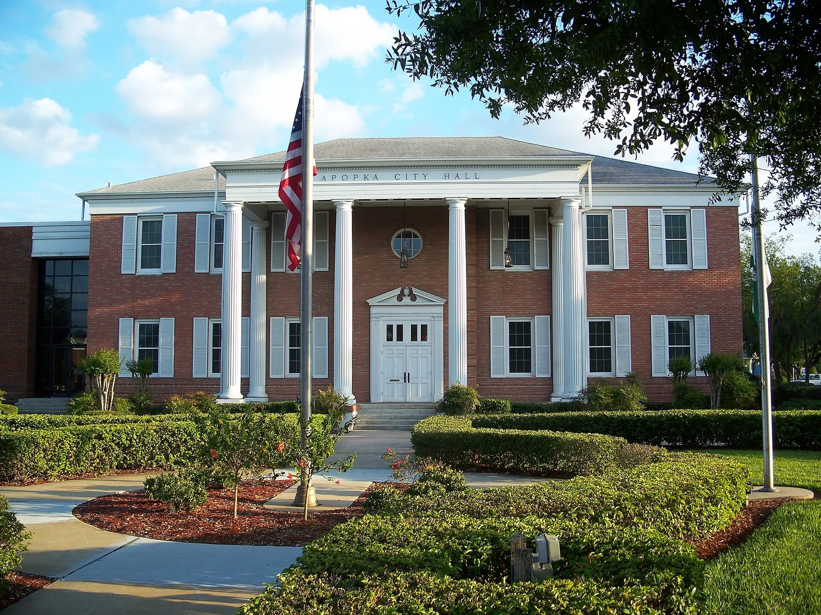 Vista de Apopka, Florida: Apopka City Hall01