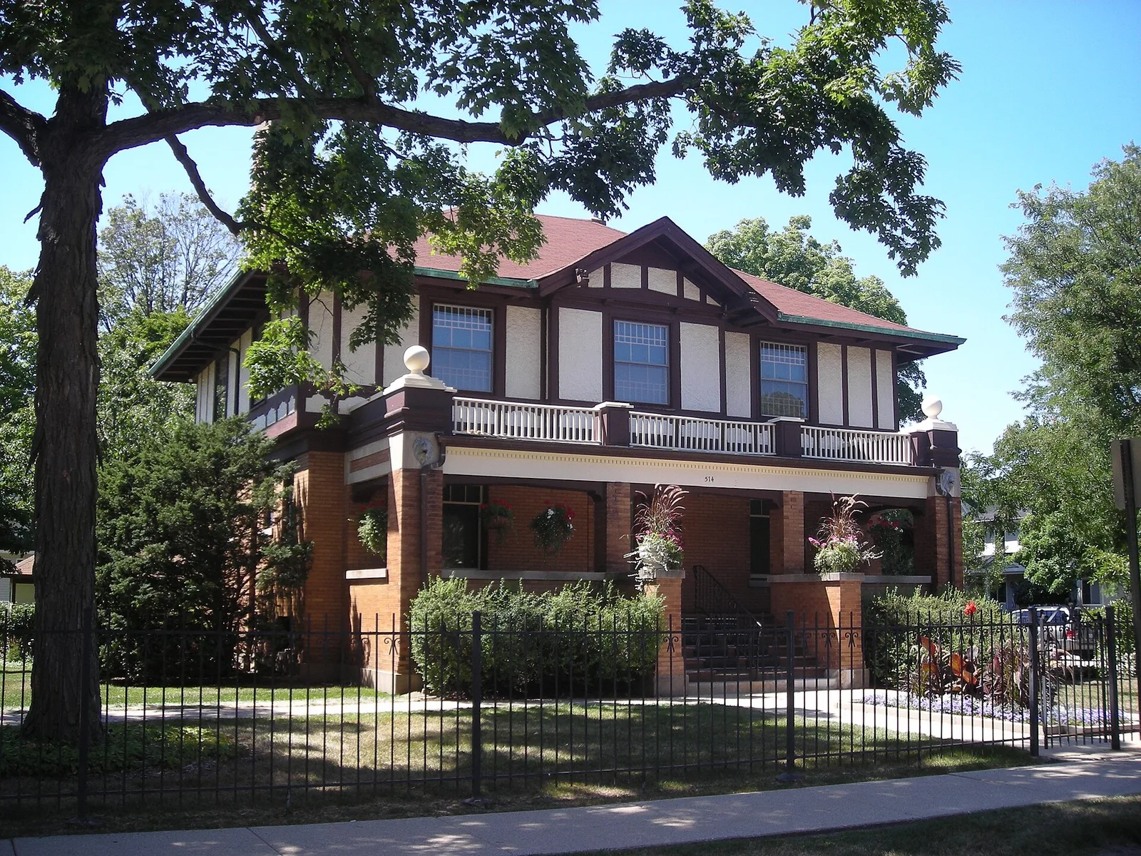 Vista de Arlington Heights, Illinois: Banta, Nathaniel Moore House (Arlington Heights, IL) 02