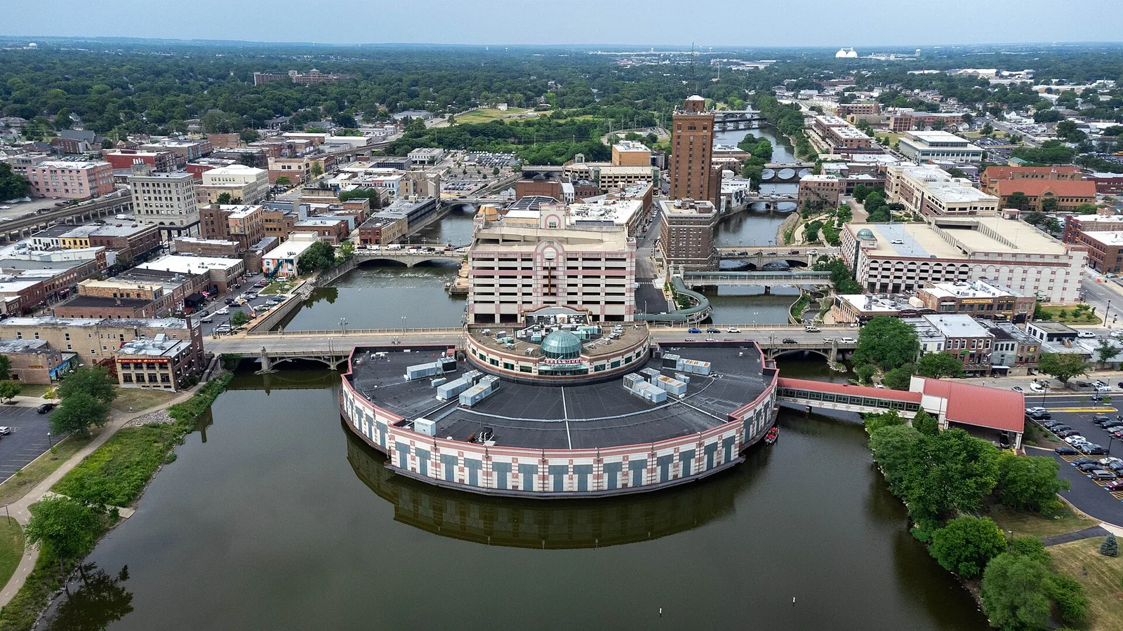 Aurora, Illinois: Aurora, Illinois skyline