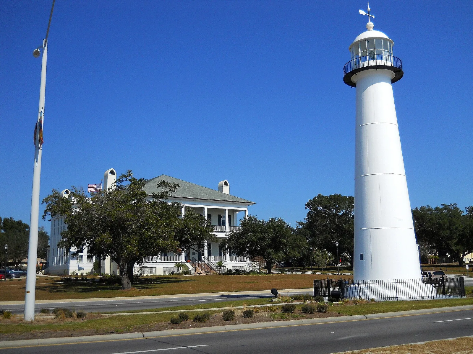 Biloxi, Mississippi: BiloxiLightHouseandVisitorsCenter