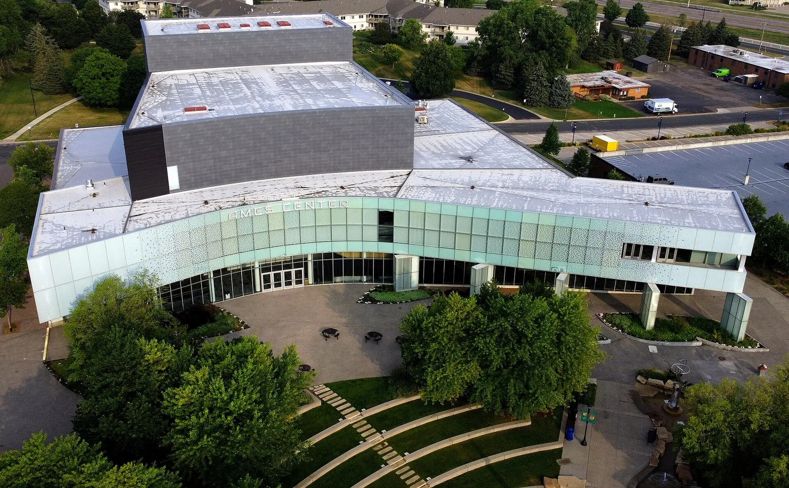 Vista de Burnsville, Minnesota: Ames Center Burnsville Minnesota