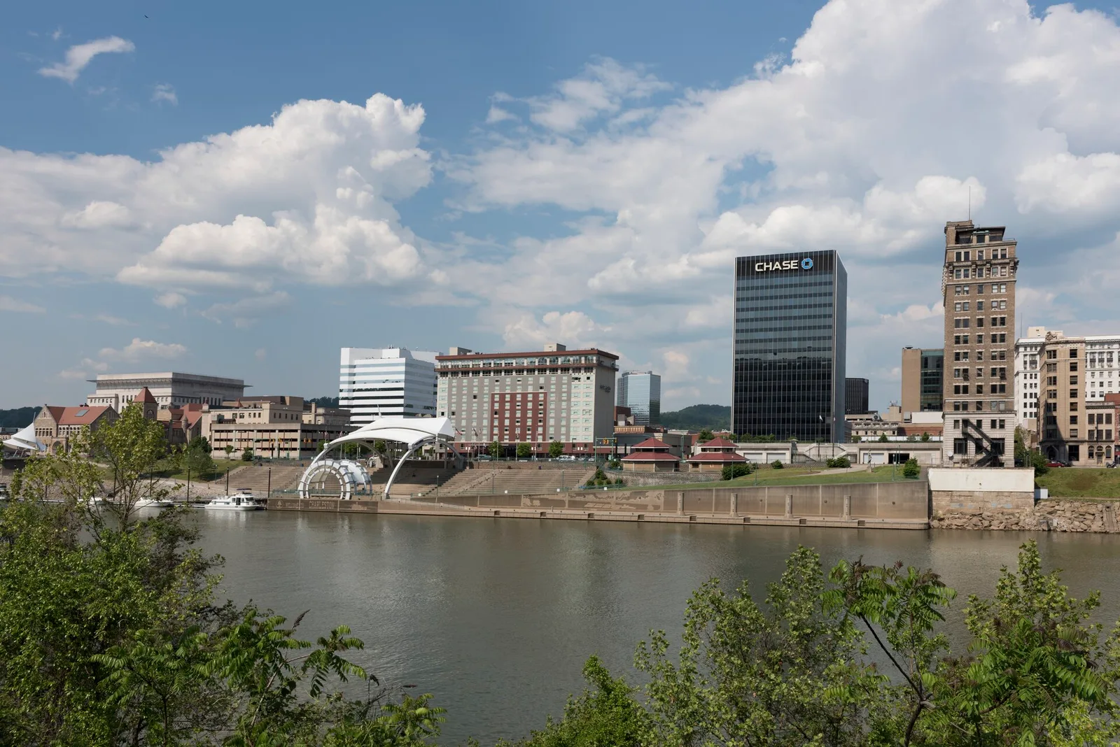 Charleston, West Virginia: View across the Kanawha River of Charleston, the capital city of West Virginia LCCN2015631775