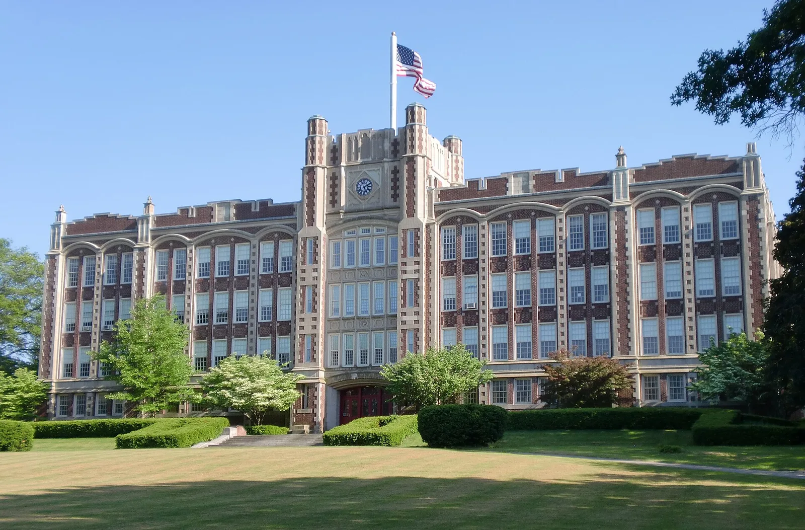 Vista de Chicopee, Massachusetts: Old chs