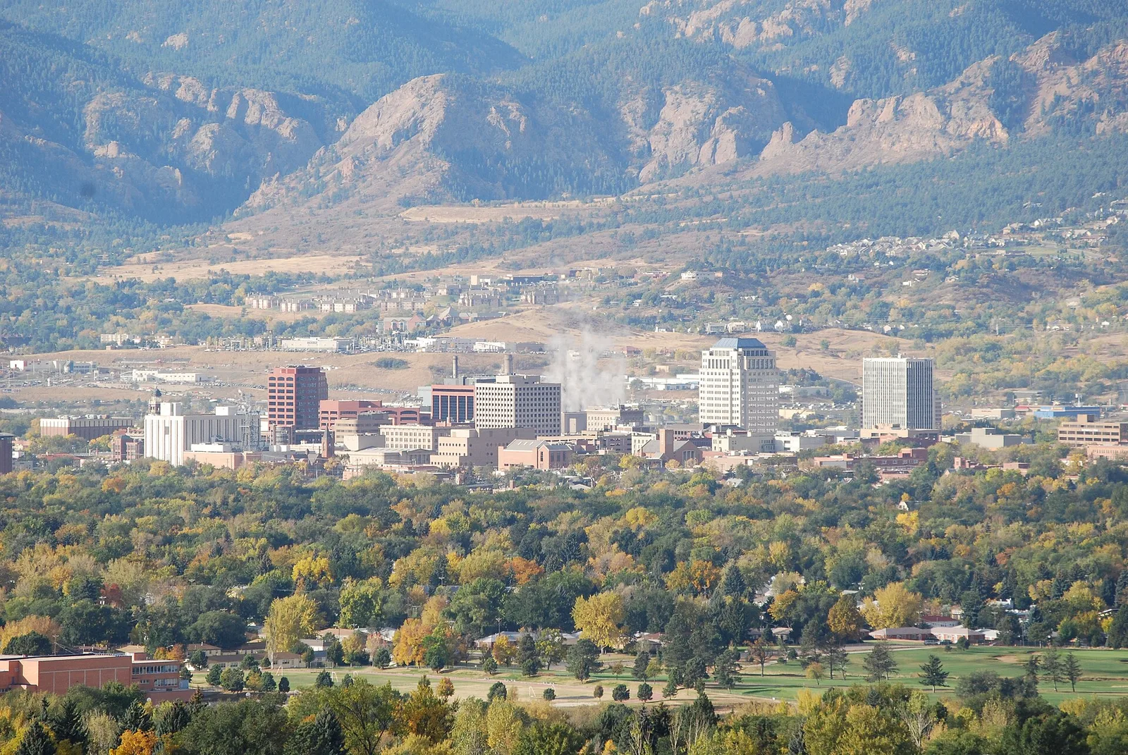 Colorado Springs, Colorado 当地景观:CC COSPRINGS