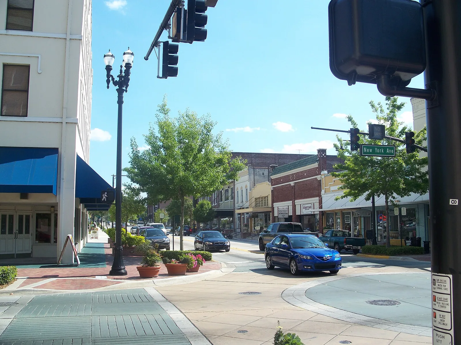 DeLand, Florida 当地景观:Downtown DeLand Hist Dist street03