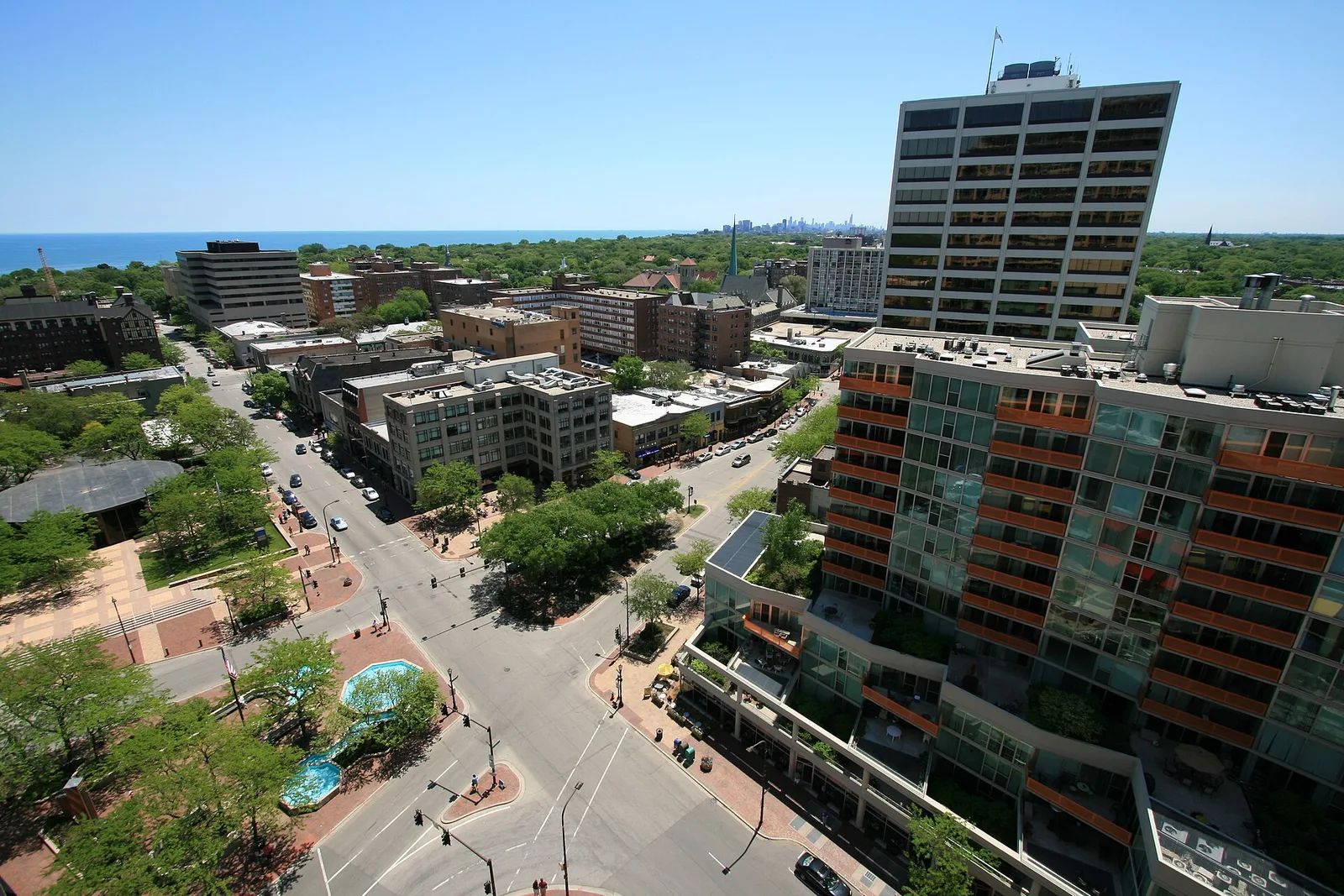 Vista de Evanston, Illinois: Fountain Square Evanston