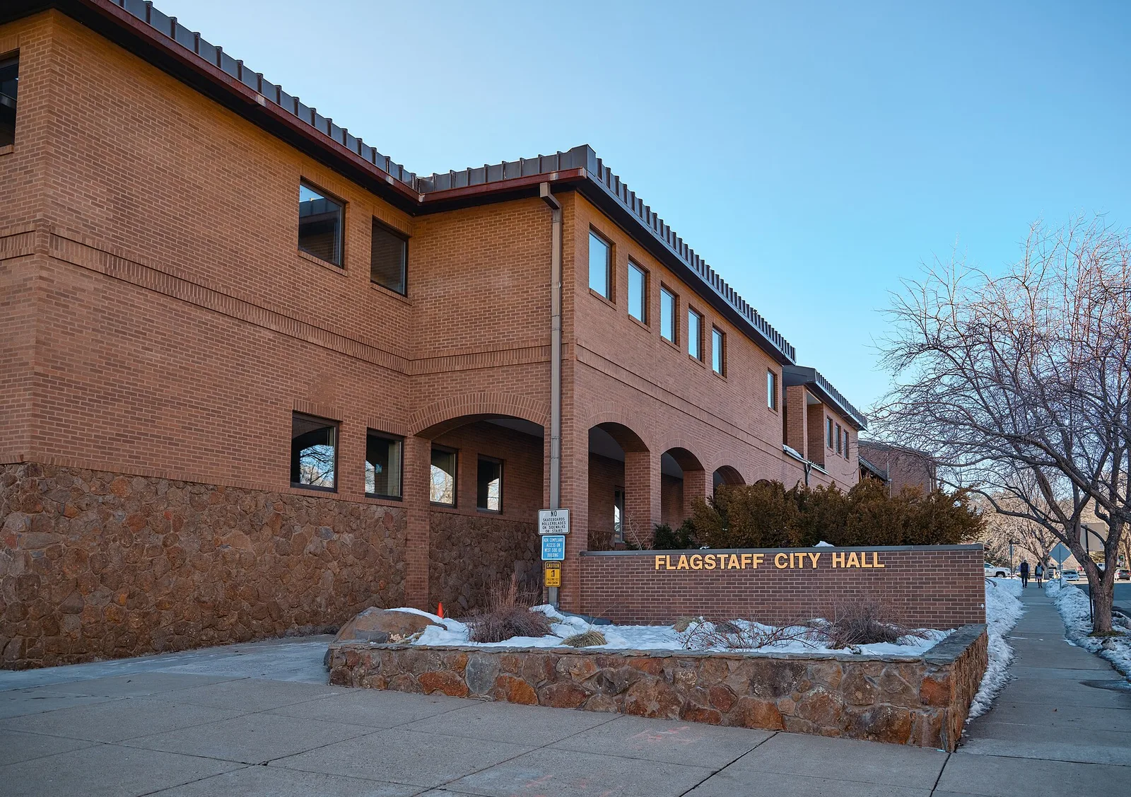 Flagstaff, Arizona: Flagstaff City Hall (49376059233)