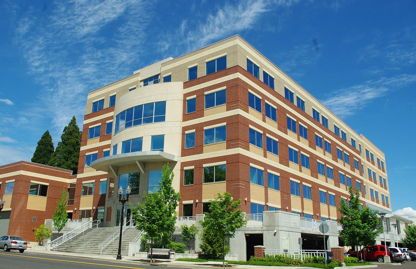 Vista de Hillsboro, Oregon: Hillsboro Civic Center - City Hall