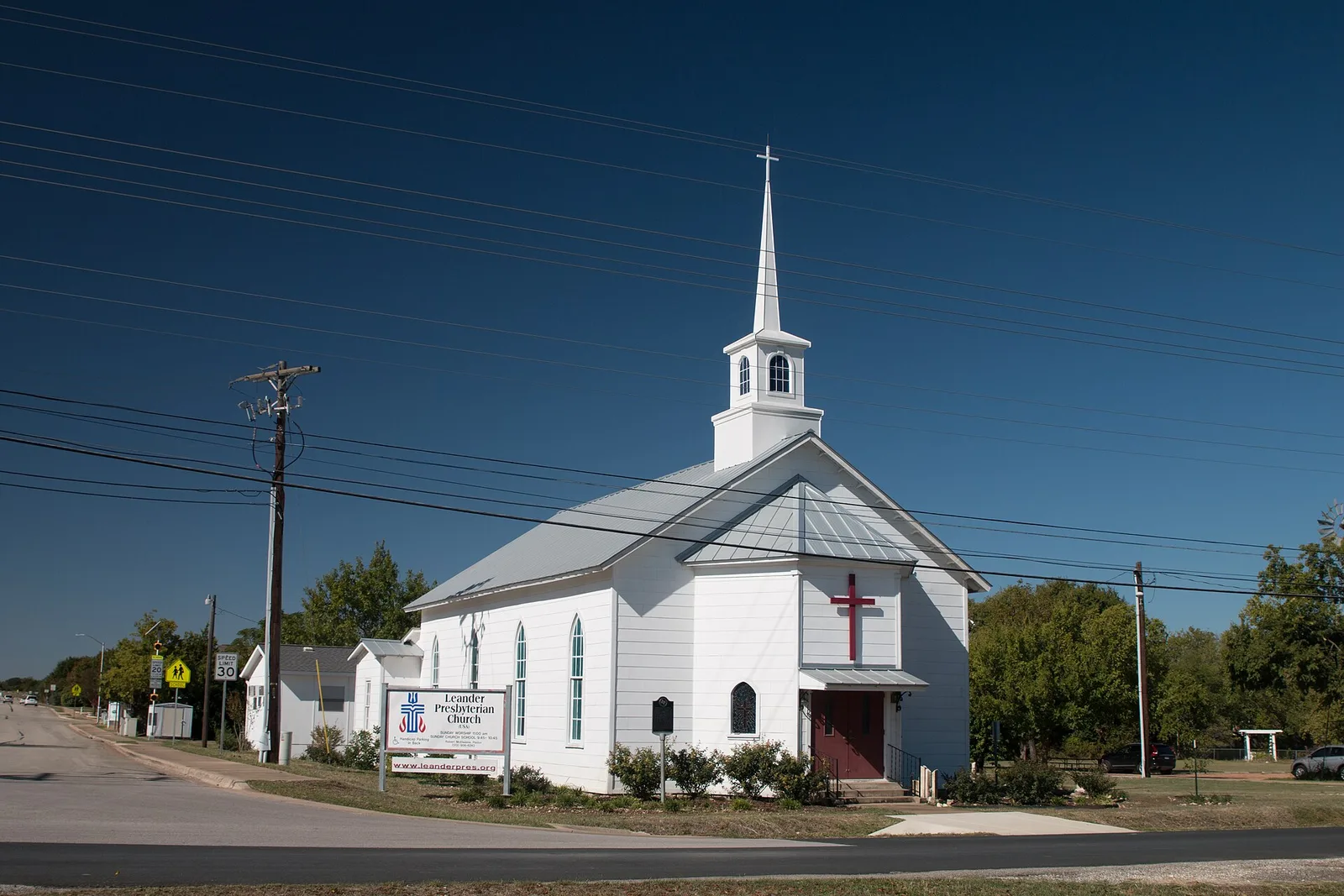 Vista de Leander, Texas: LeanderPresbyterianChurchWiki (1 of 1)