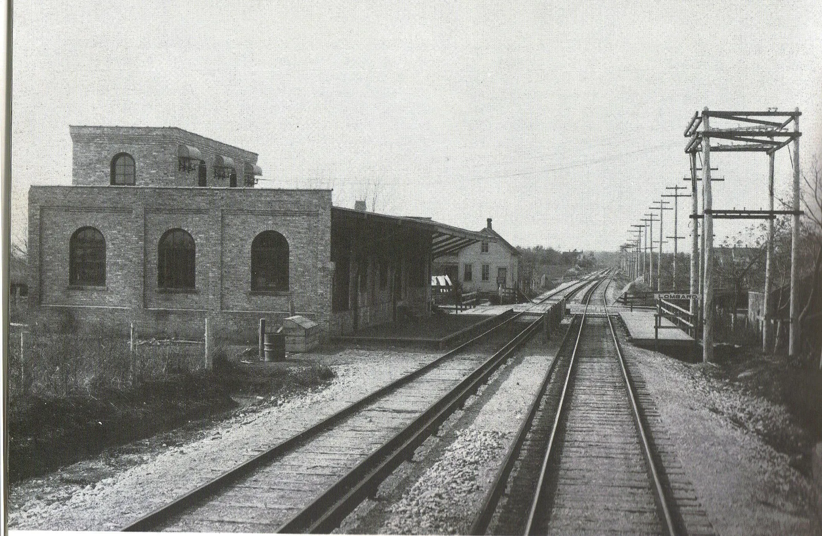 Lombard, Illinois 当地景观:AEC Substation