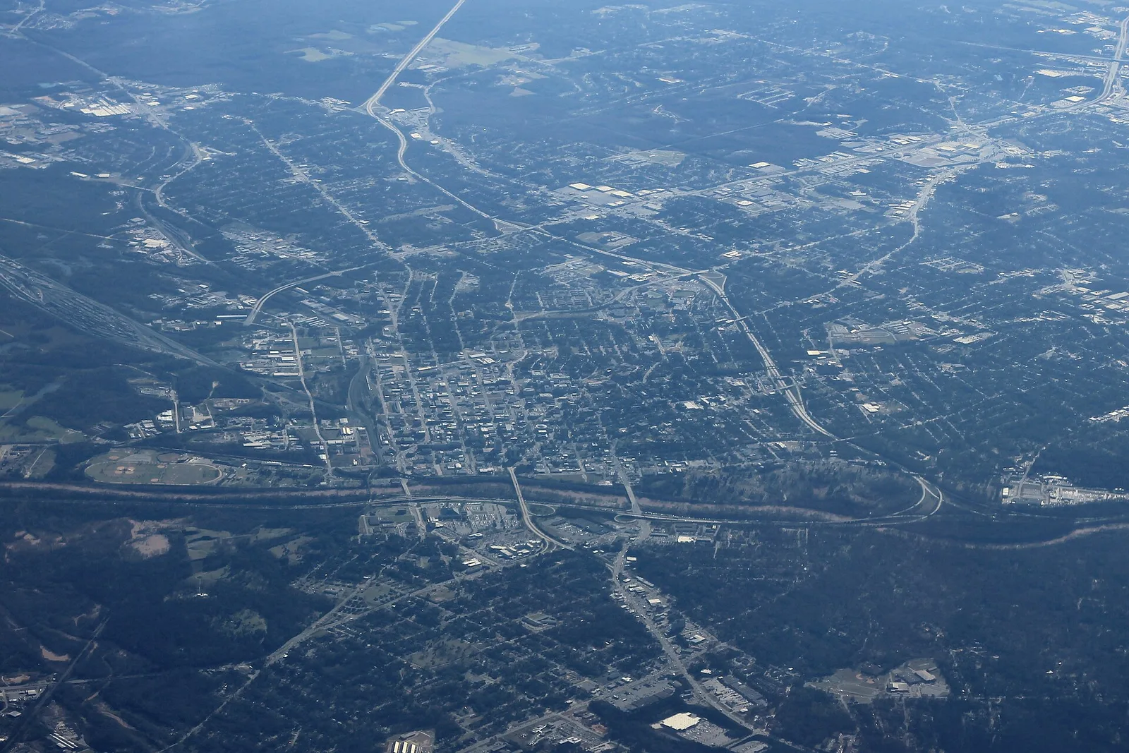 Vista de Macon-Bibb County, Georgia: Macon Georgia Aerial (52700955029)