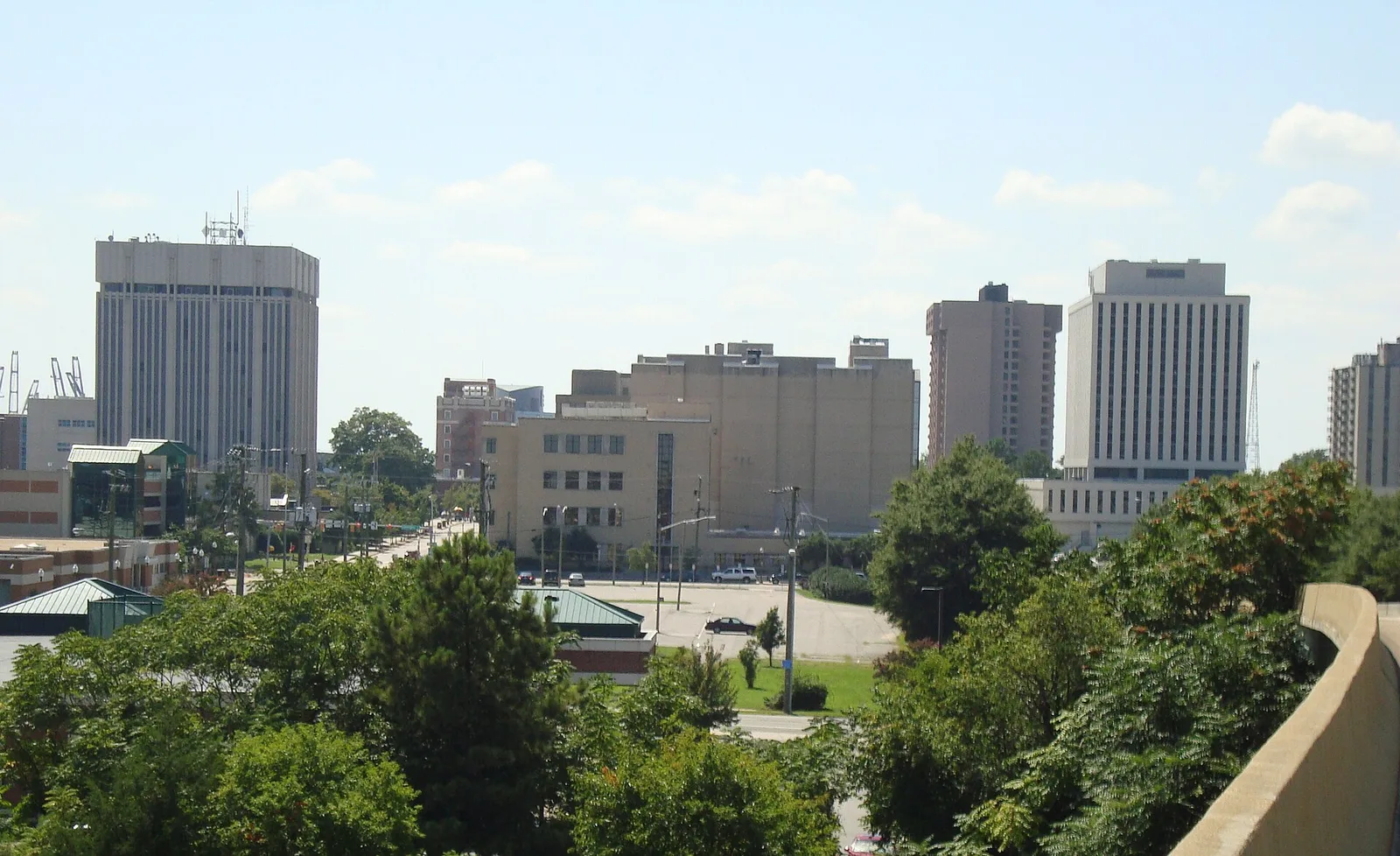 Newport News, Virginia 当地景观:Downtown Newport News