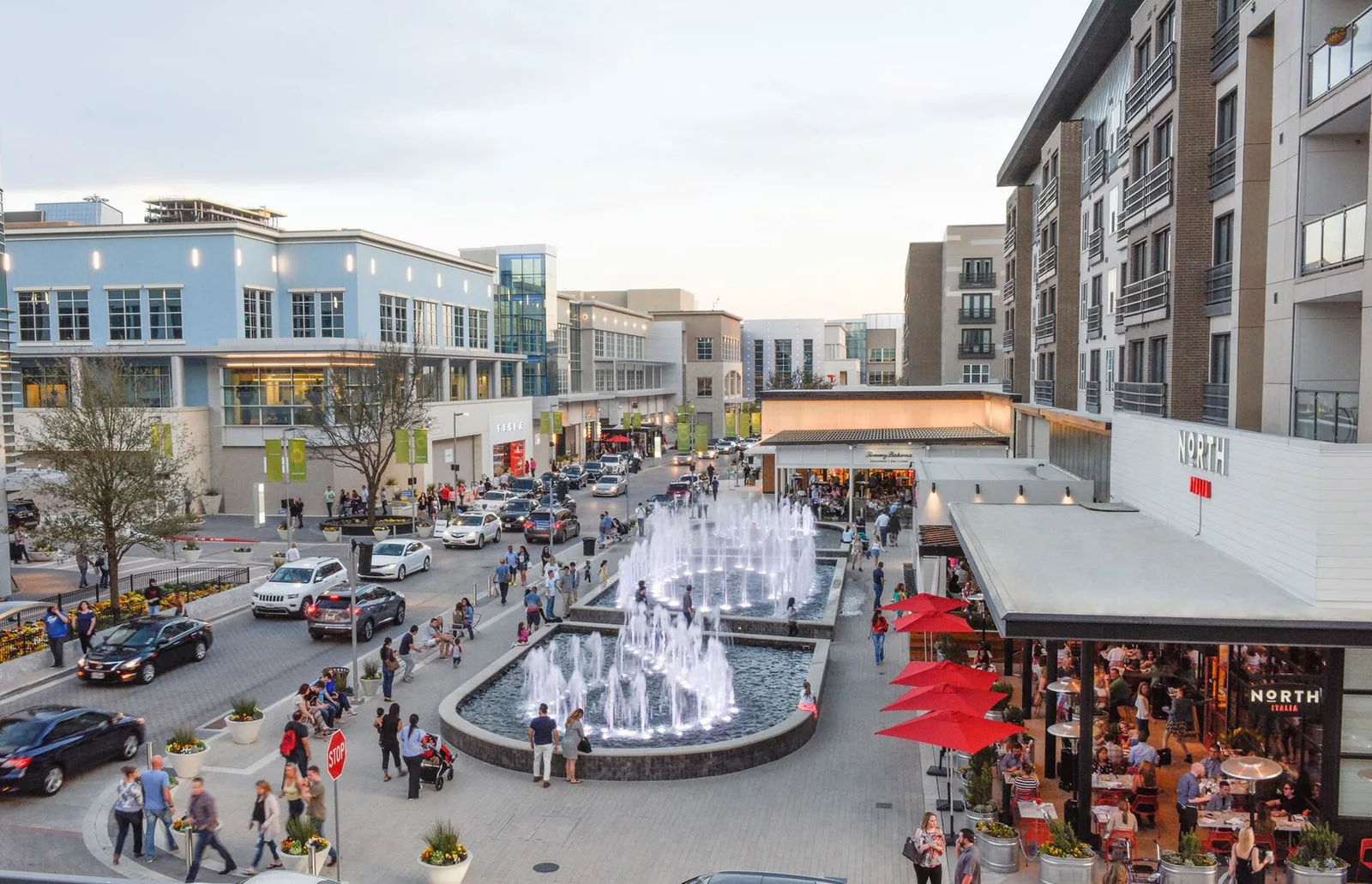 Plano, Texas 当地景观:Legacy West