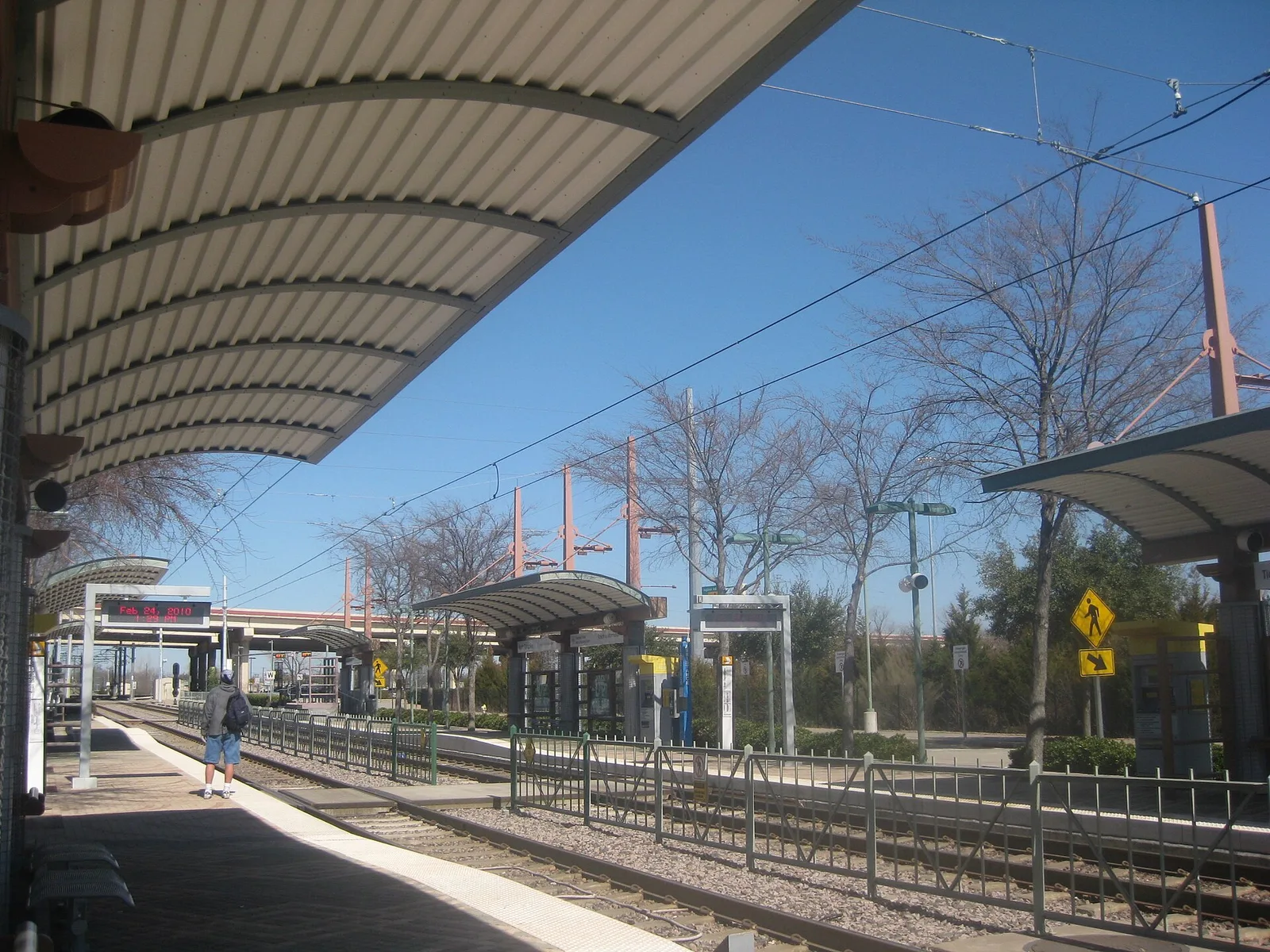 Vista de Richardson, Texas: Bush Turnpike Station - 2-24-10