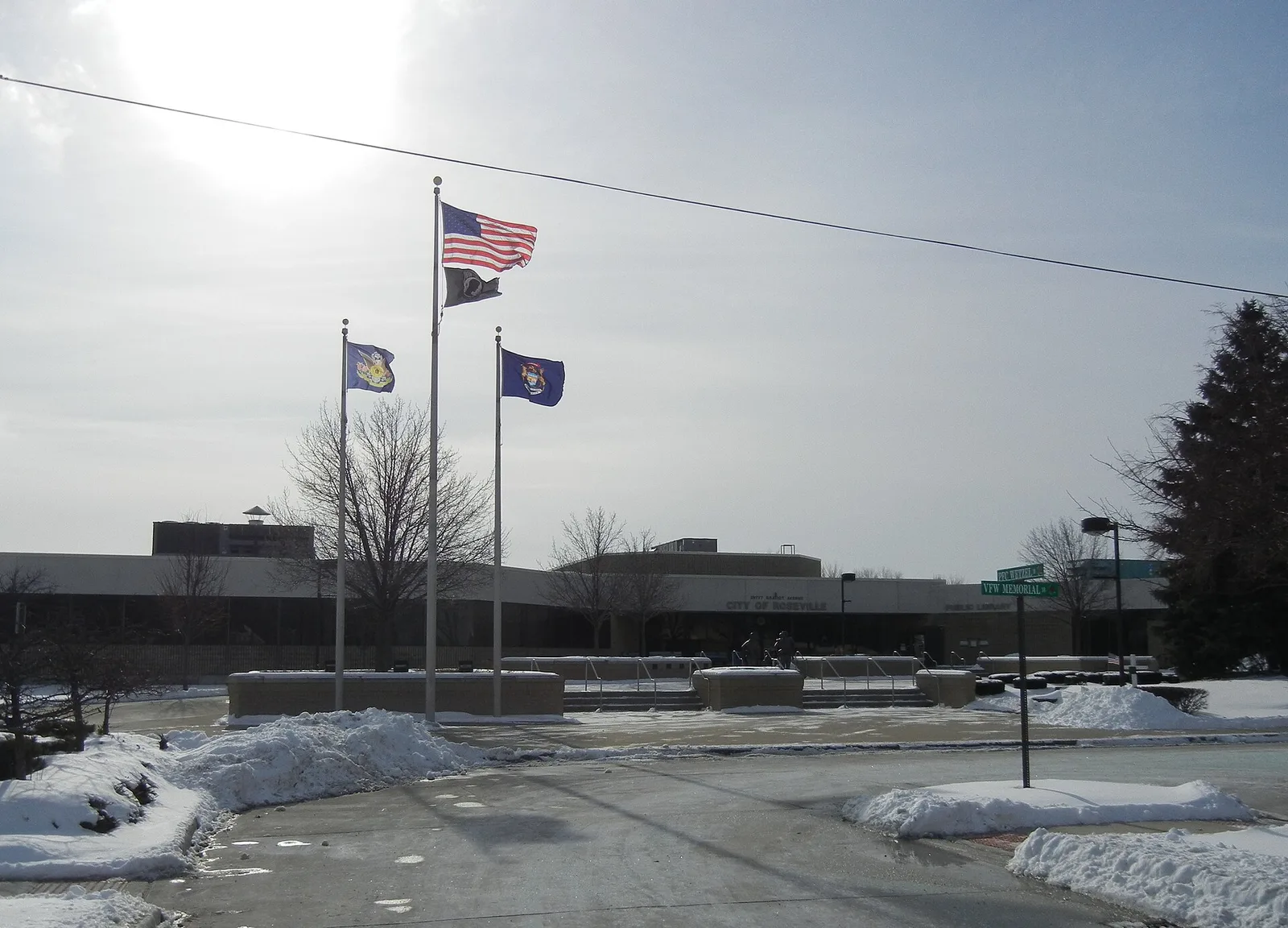 Vista de Roseville, Michigan: Roseville City Hall