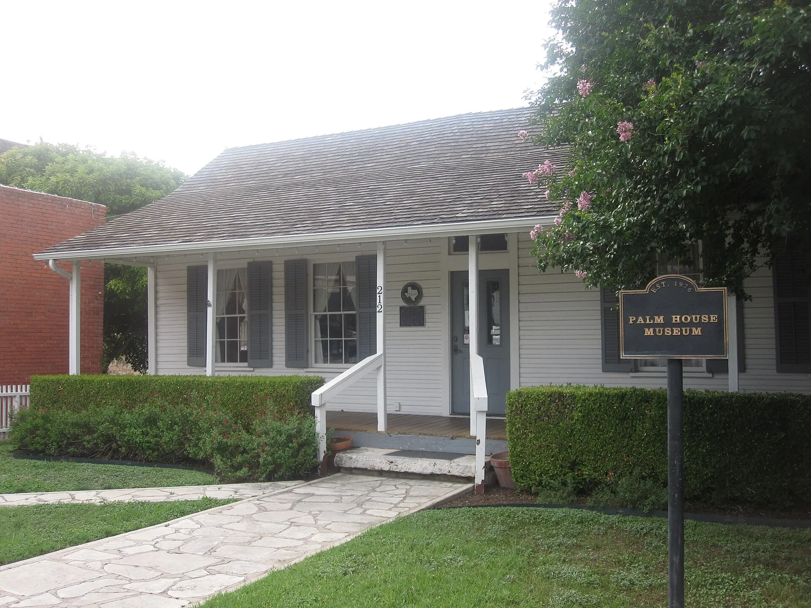 Vista de Round Rock, Texas: Palm House Museum, Round Rock, TX IMG 4063