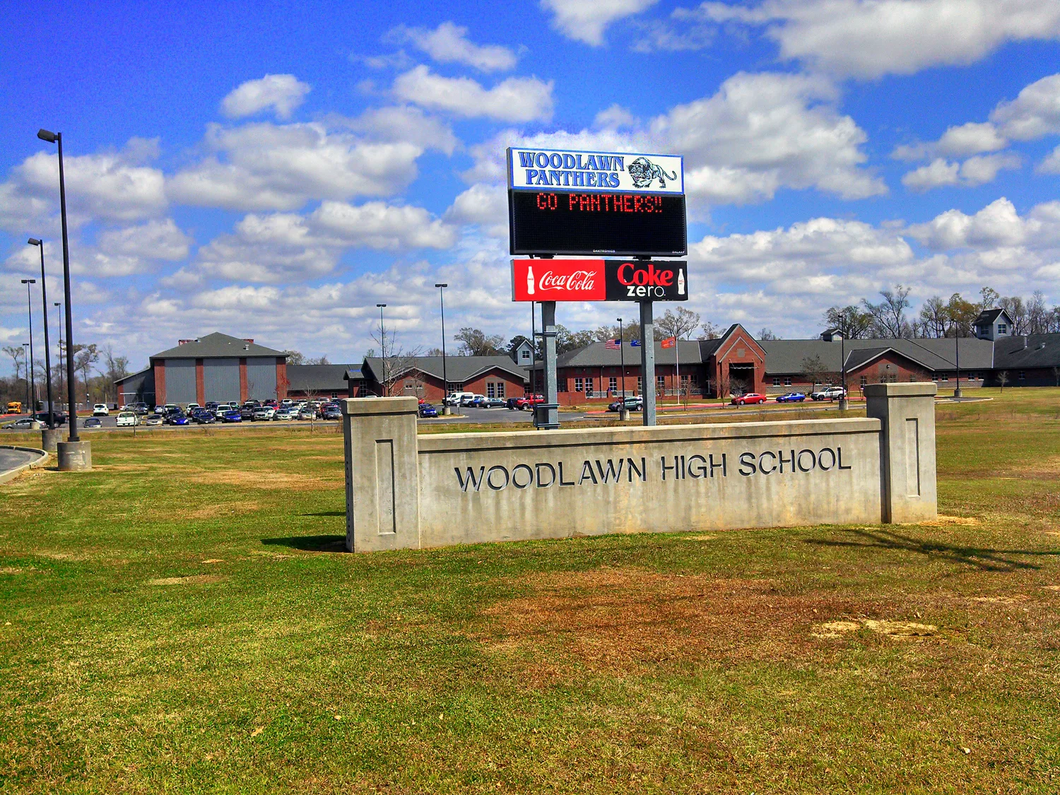 St. George, Louisiana: Woodlawn High School, East Baton Rouge Parish Louisiana Campus