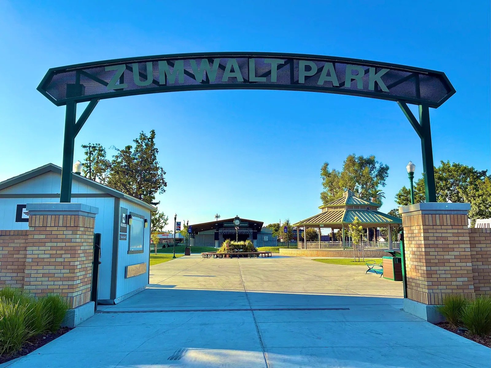 Tulare, California: Tulare Zumwalt Park
