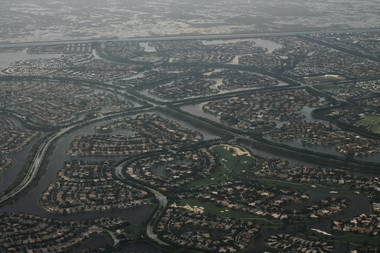 Vista de Weston, Florida: Weston, Florida - Aerial