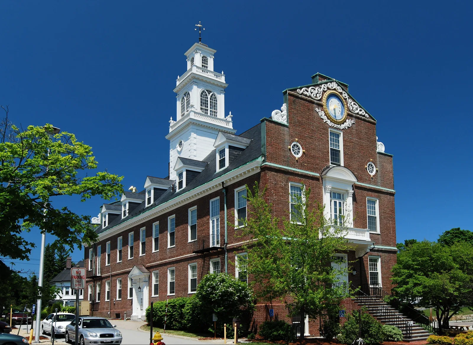Vista de Weymouth Town, Massachusetts: Town Hall Weymouth