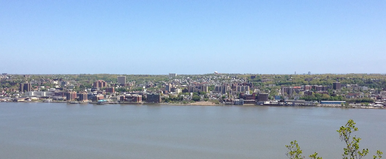 Yonkers, New York: 2013-05-05 13 23 39 View of Yonkers, New York from Alpine Overlook on the New Jersey Palisades