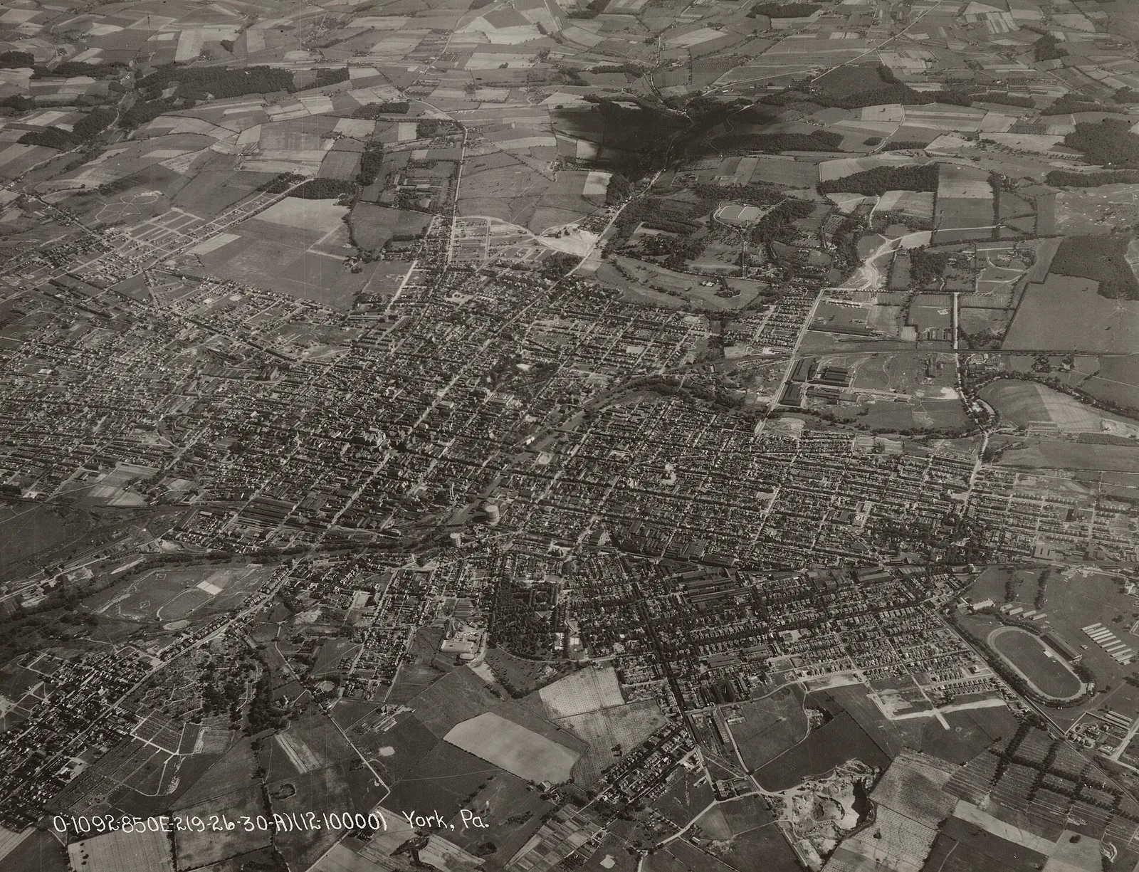 Vista de York, Pennsylvania: Pennsylvania - York - NARA - 68148585 (cropped)